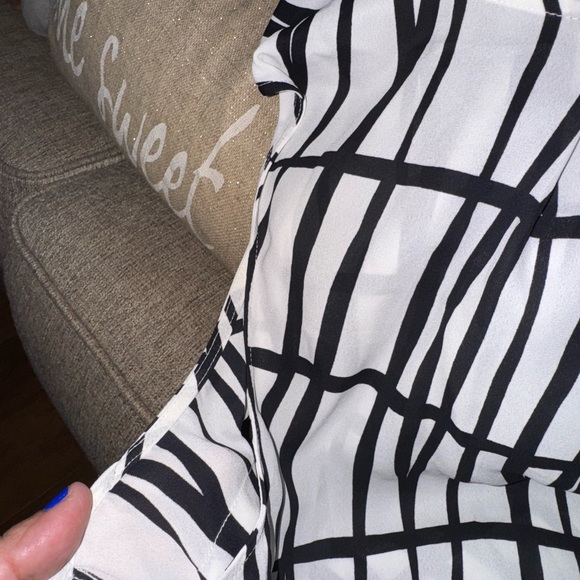 Worthington Black and White Striped Blouse sleeveless size 4X - Picture 5 of 5